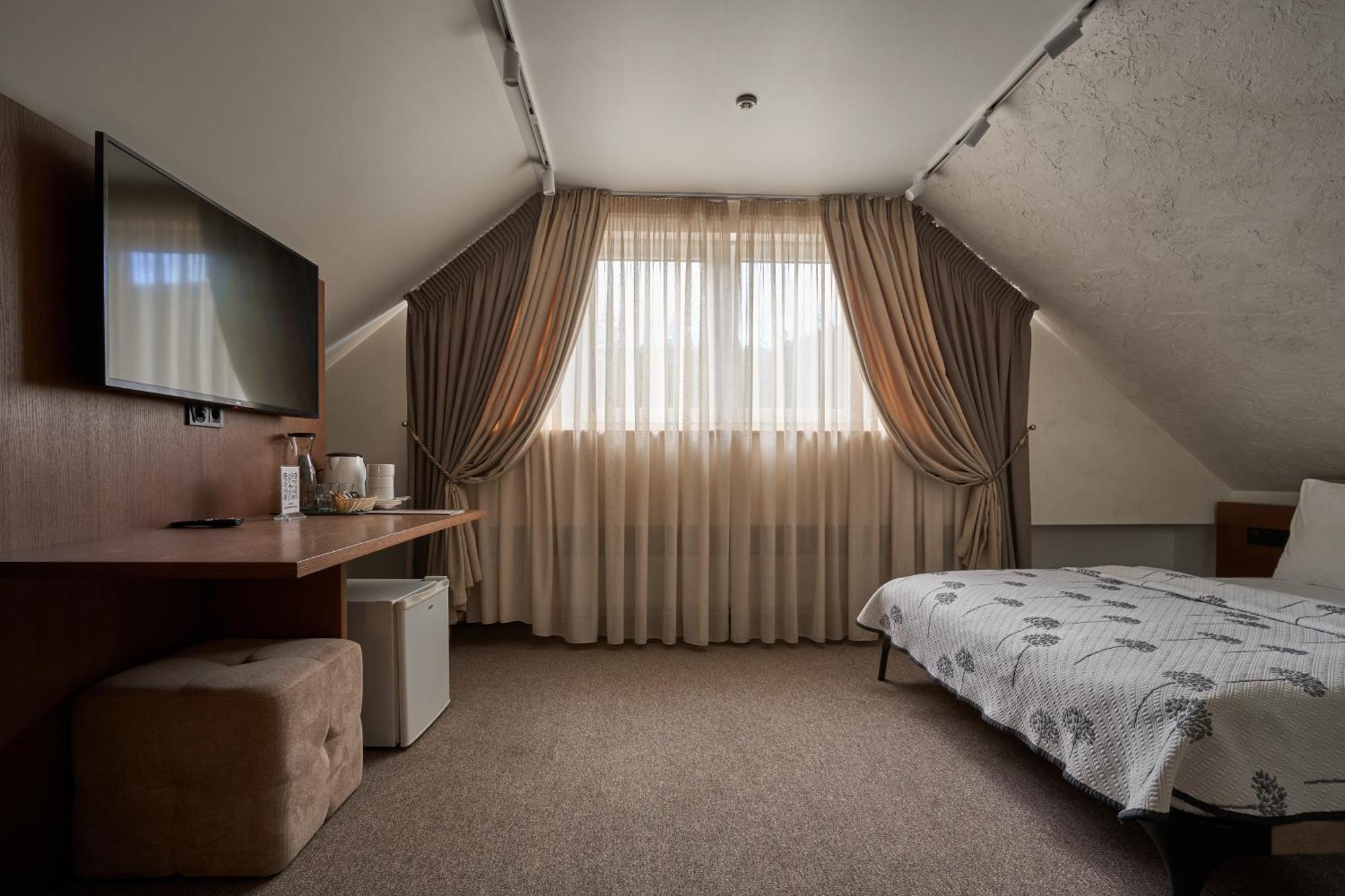 Hotel Vedmezhyi Dvir Bukowel Zewnętrze zdjęcie